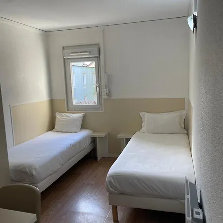 Be Myhôtel Évreux Buitenkant foto